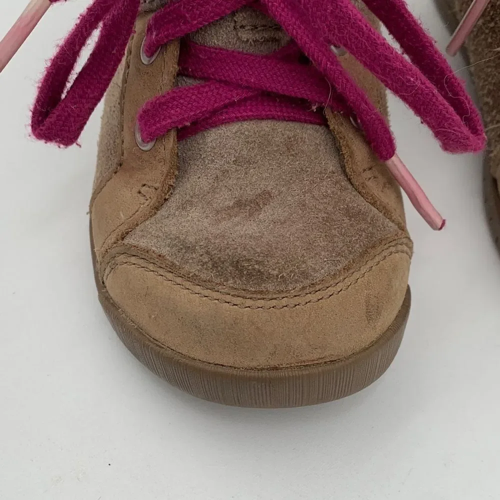 Clarks Toddler Brown Suede Boots with Pink Accents Size 5